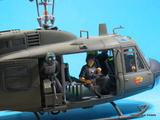 Dragon 1:35 UH-1D Helicopter 'Huey'